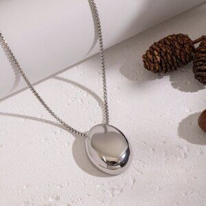 New! Anthropologie Silver Pebble Necklace (3006) NWOT